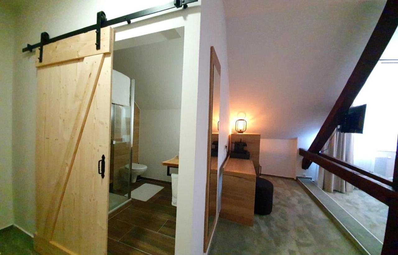 Hotel Le Filou Hille Esterno foto